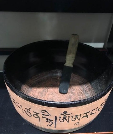 Singing Bowl Flat Sides Large w/ Medicine Buddha